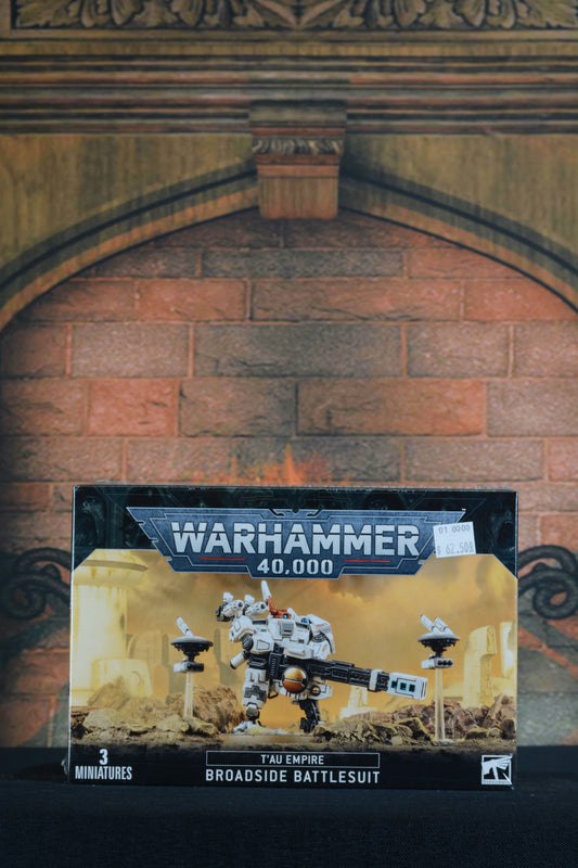 Warhammer 40k: T'au Empire Broadside Battlesuit